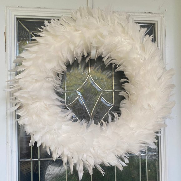 NWT White Feather GlucksteinHome Wreath - Picture 2 of 3